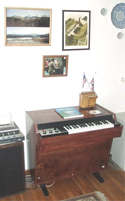 Jerry Korb's refinished Mellotron M400